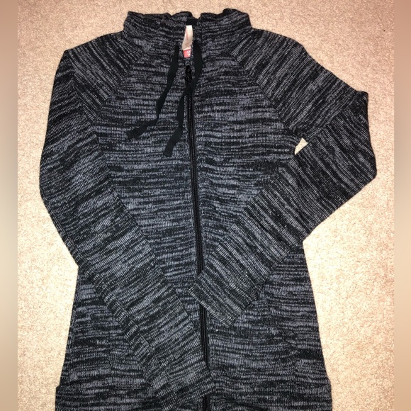 Zip-up jacket - Picture 2 of 2